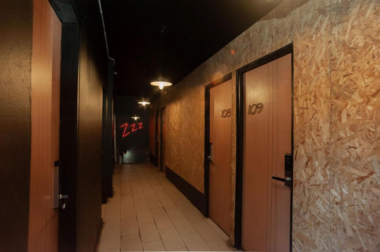 Wisma tamu Reddoorz @ Kemayoran 3*